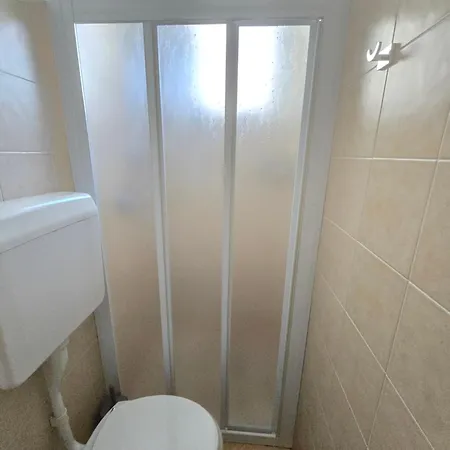 Nerina Apartment *